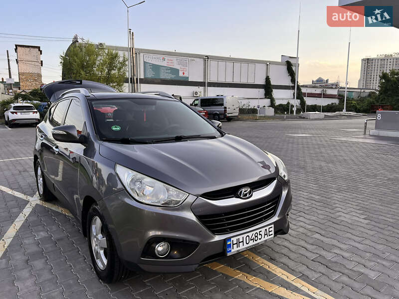 Внедорожник / Кроссовер Hyundai ix35 2011 в Одессе
