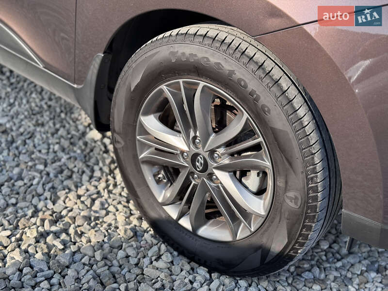 Внедорожник / Кроссовер Hyundai ix35 2015 в Ивано-Франковске
