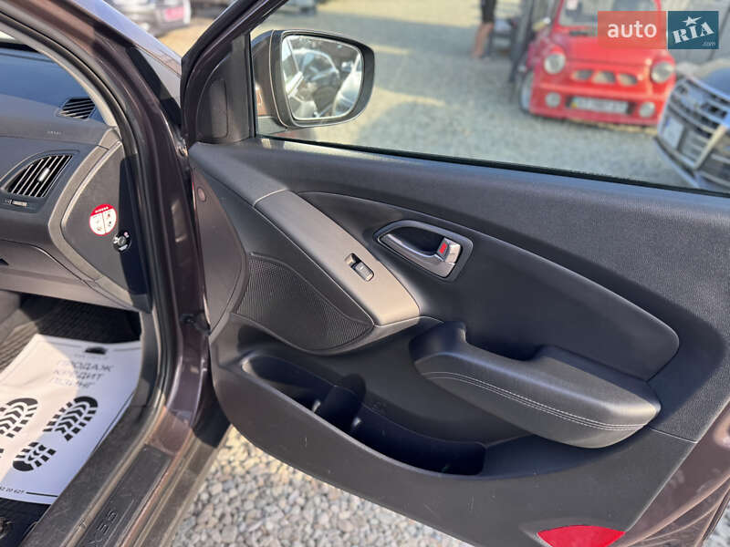 Внедорожник / Кроссовер Hyundai ix35 2015 в Ивано-Франковске