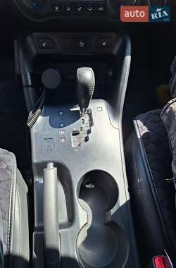 Внедорожник / Кроссовер Hyundai ix35 2010 в 