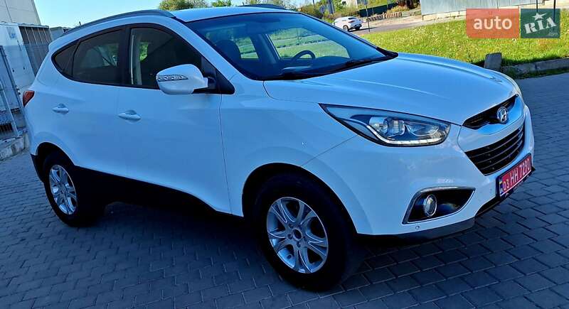 Внедорожник / Кроссовер Hyundai ix35 2015 в Львове
