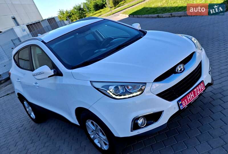 Внедорожник / Кроссовер Hyundai ix35 2015 в Львове