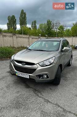 Внедорожник / Кроссовер Hyundai ix35 2011 в Харькове