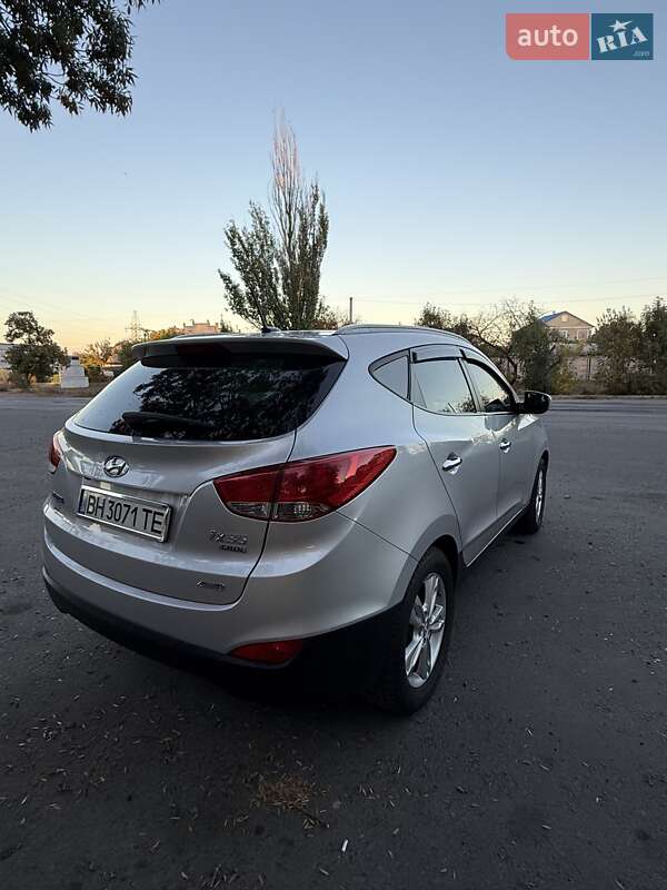 Внедорожник / Кроссовер Hyundai ix35 2013 в Черноморске