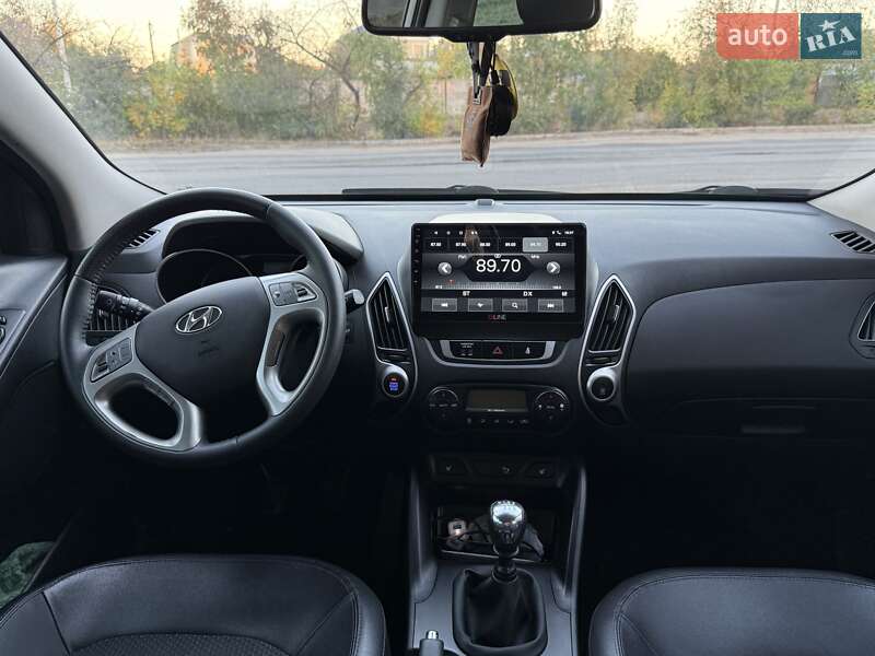 Внедорожник / Кроссовер Hyundai ix35 2013 в Черноморске