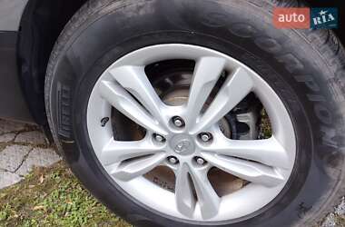 Позашляховик / Кросовер Hyundai ix35 2012 в 