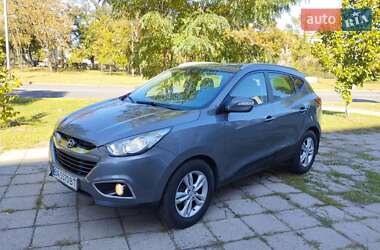Позашляховик / Кросовер Hyundai ix35 2012 в 