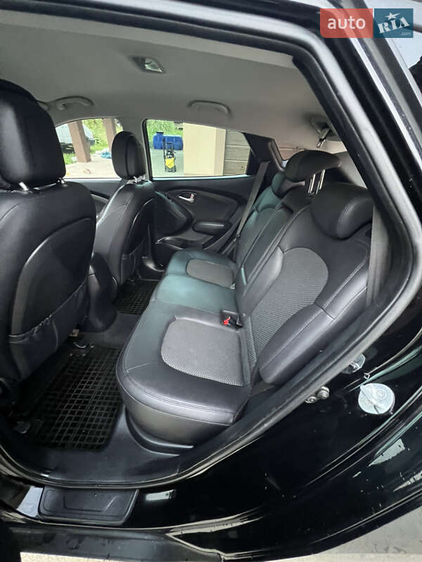 Позашляховик / Кросовер Hyundai ix35 2012 в Сокирниці фото 9 Позашляховик / Кросовер Hyundai ix35 2012 в Сокирниці