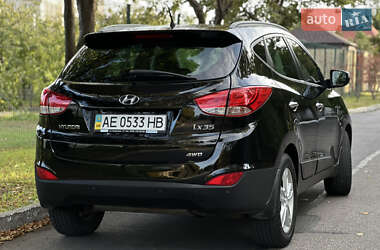 Внедорожник / Кроссовер Hyundai ix35 2012 в 