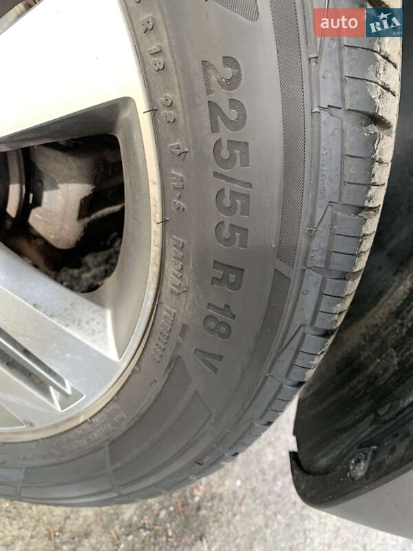 Внедорожник / Кроссовер Hyundai ix35 2014 в Ровно