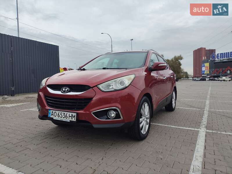 Внедорожник / Кроссовер Hyundai ix35 2010 в Киеве фото 2 Внедорожник / Кроссовер Hyundai ix35 2010 в Киеве