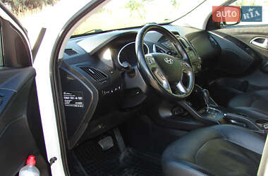 Внедорожник / Кроссовер Hyundai ix35 2014 в 