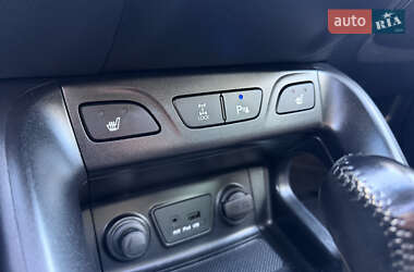 Внедорожник / Кроссовер Hyundai ix35 2014 в 