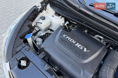 Внедорожник / Кроссовер Hyundai ix35 2014 в 