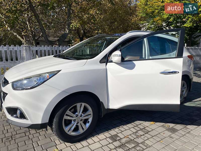 Внедорожник / Кроссовер Hyundai ix35 2013 в Звягеле