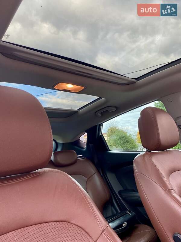 Внедорожник / Кроссовер Hyundai ix35 2013 в Звягеле