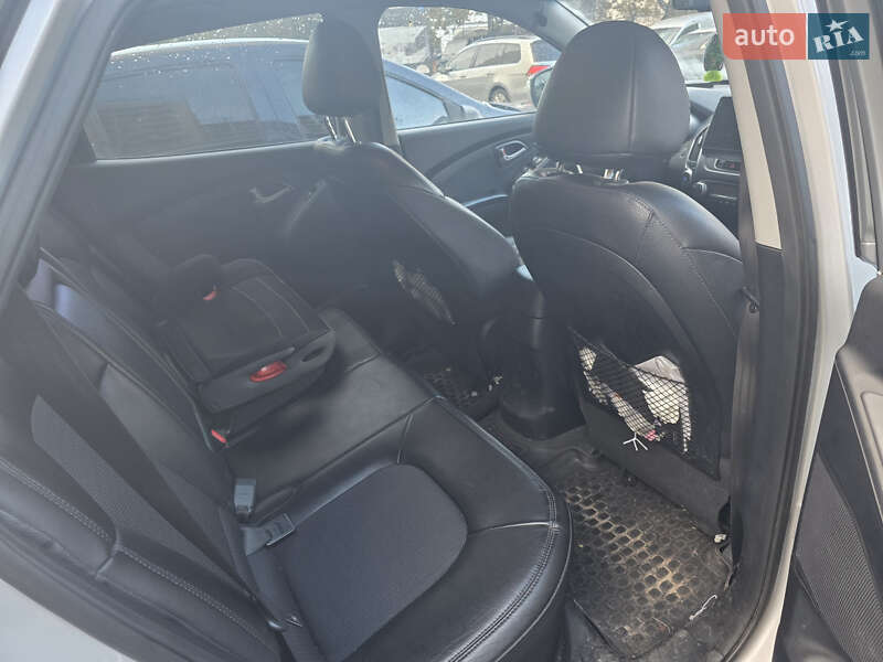 Внедорожник / Кроссовер Hyundai ix35 2012 в Киеве