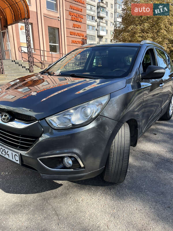 Внедорожник / Кроссовер Hyundai ix35 2010 в Кременчуге фото 5 Внедорожник / Кроссовер Hyundai ix35 2010 в Кременчуге