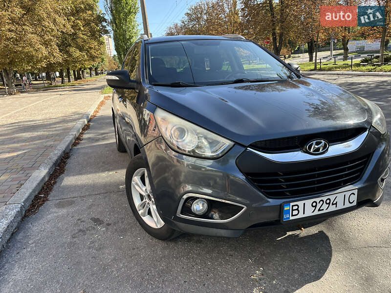 Внедорожник / Кроссовер Hyundai ix35 2010 в Кременчуге фото 4 Внедорожник / Кроссовер Hyundai ix35 2010 в Кременчуге