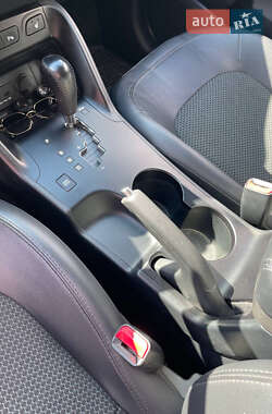 Внедорожник / Кроссовер Hyundai ix35 2012 в 