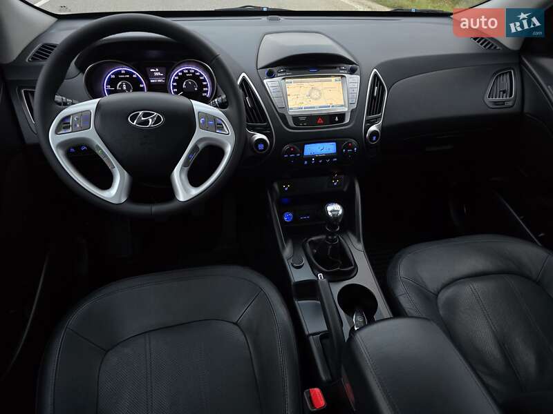 Внедорожник / Кроссовер Hyundai ix35 2012 в Калуше