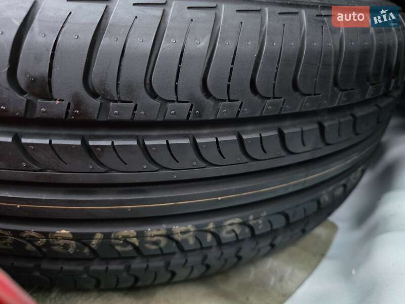 Внедорожник / Кроссовер Hyundai ix35 2012 в Калуше