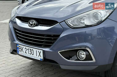 Позашляховик / Кросовер Hyundai ix35 2012 в 