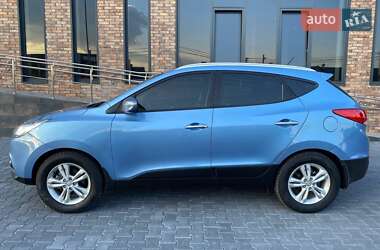Внедорожник / Кроссовер Hyundai ix35 2012 в 