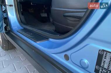 Внедорожник / Кроссовер Hyundai ix35 2012 в 