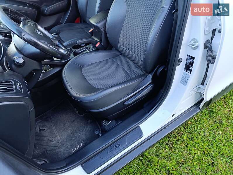 Внедорожник / Кроссовер Hyundai ix35 2014 в Луцке