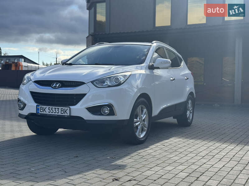 Внедорожник / Кроссовер Hyundai ix35 2012 в Ровно фото 2 Внедорожник / Кроссовер Hyundai ix35 2012 в Ровно
