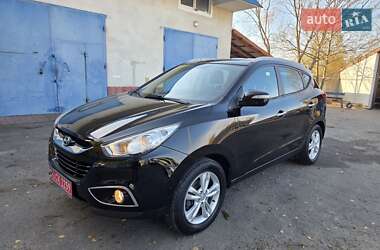 Внедорожник / Кроссовер Hyundai ix35 2013 в 