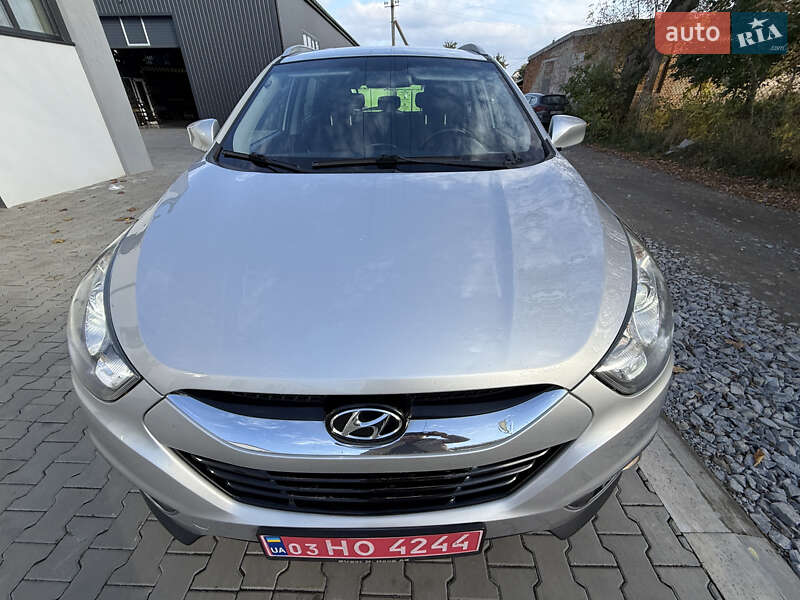 Позашляховик / Кросовер Hyundai ix35 2010 в Млиніві
