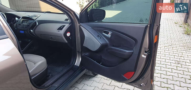 Внедорожник / Кроссовер Hyundai ix35 2013 в Ивано-Франковске