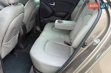 Внедорожник / Кроссовер Hyundai ix35 2015 в 