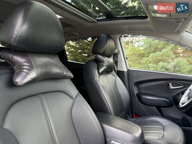 Внедорожник / Кроссовер Hyundai ix35 2011 в Одессе
