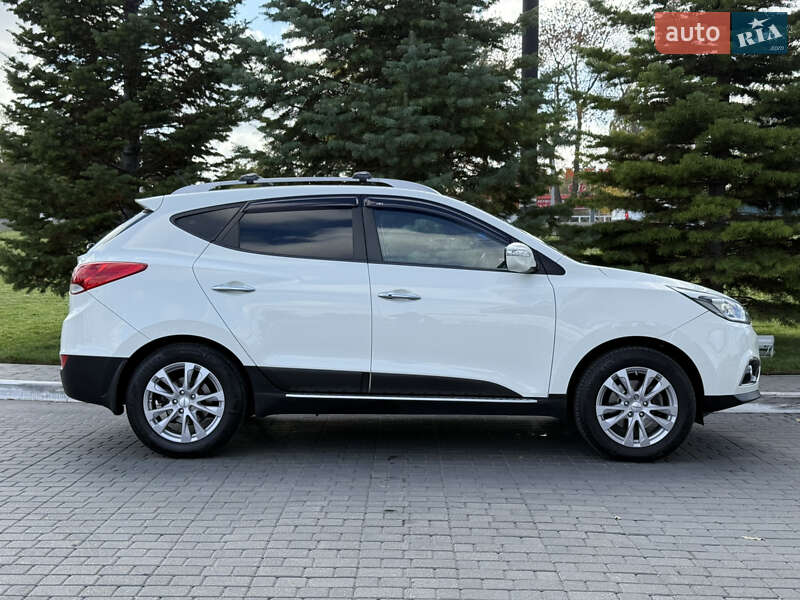 Внедорожник / Кроссовер Hyundai ix35 2011 в Одессе