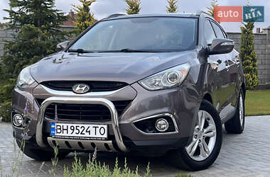 Внедорожник / Кроссовер Hyundai ix35 2011 в Одессе