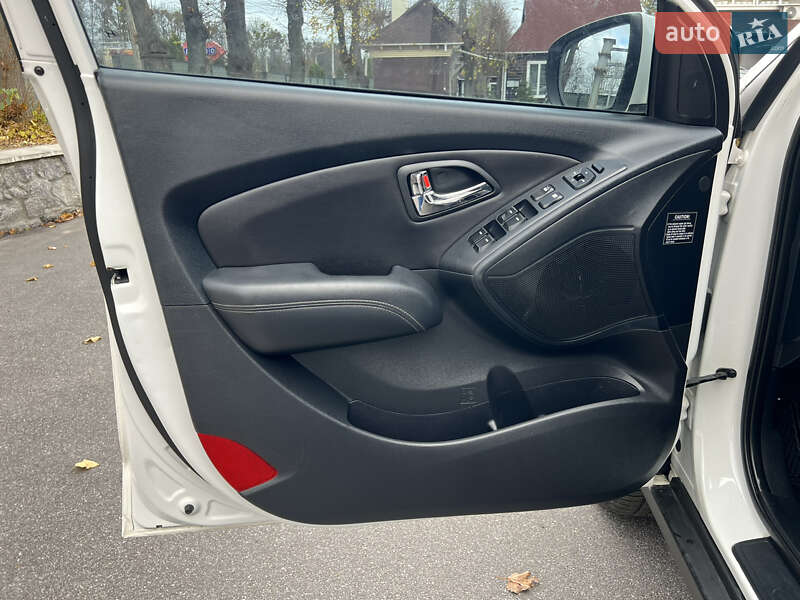 Внедорожник / Кроссовер Hyundai ix35 2012 в Виннице