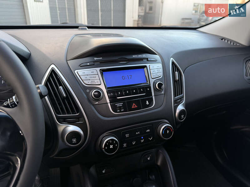 Внедорожник / Кроссовер Hyundai ix35 2010 в Кривом Роге