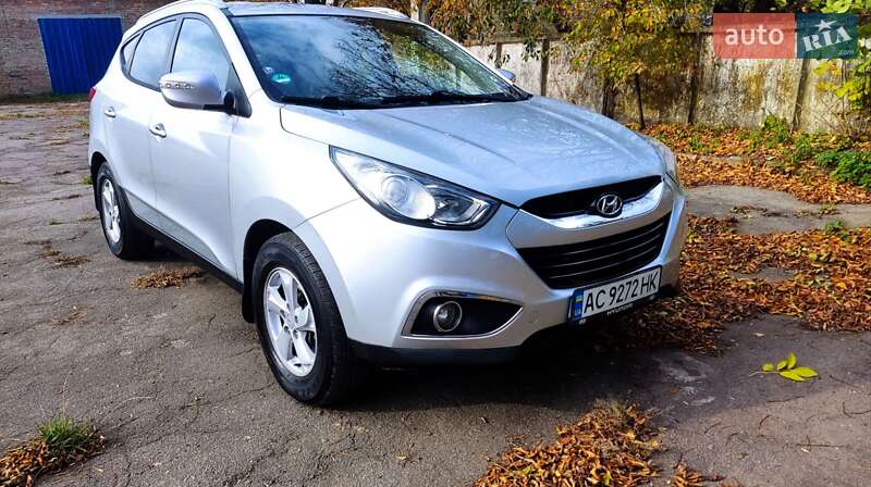 Внедорожник / Кроссовер Hyundai ix35 2010 в Ровно