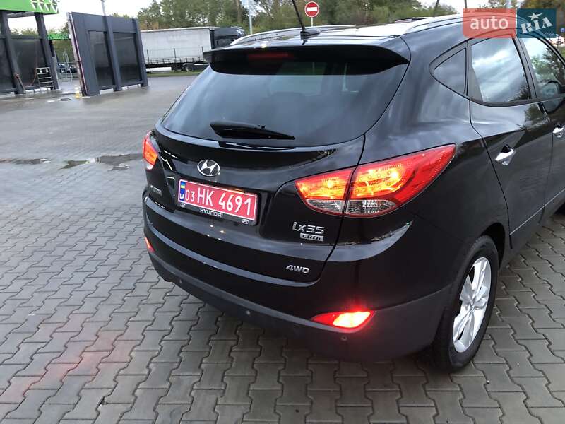 Внедорожник / Кроссовер Hyundai ix35 2011 в Луцке