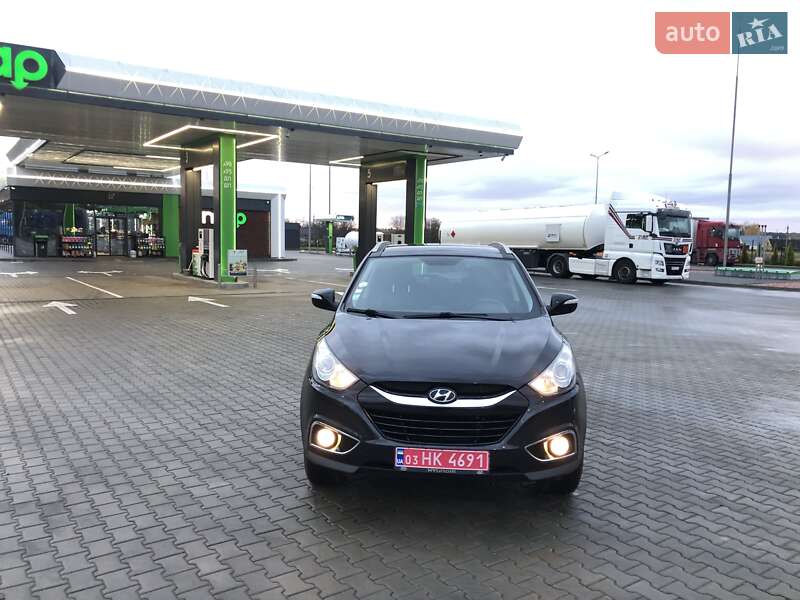 Внедорожник / Кроссовер Hyundai ix35 2011 в Луцке