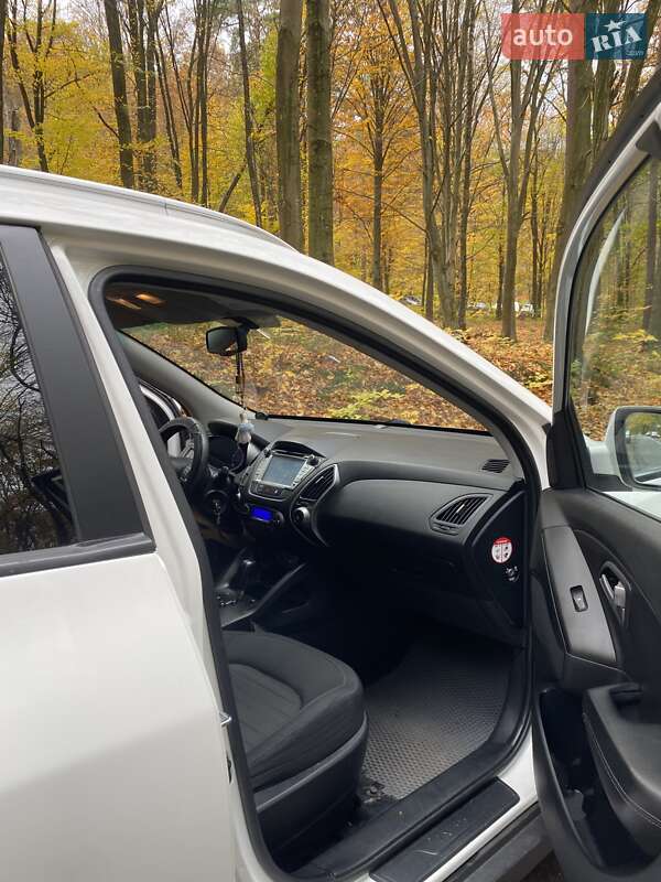 Внедорожник / Кроссовер Hyundai ix35 2013 в Львове фото 28 Внедорожник / Кроссовер Hyundai ix35 2013 в Львове