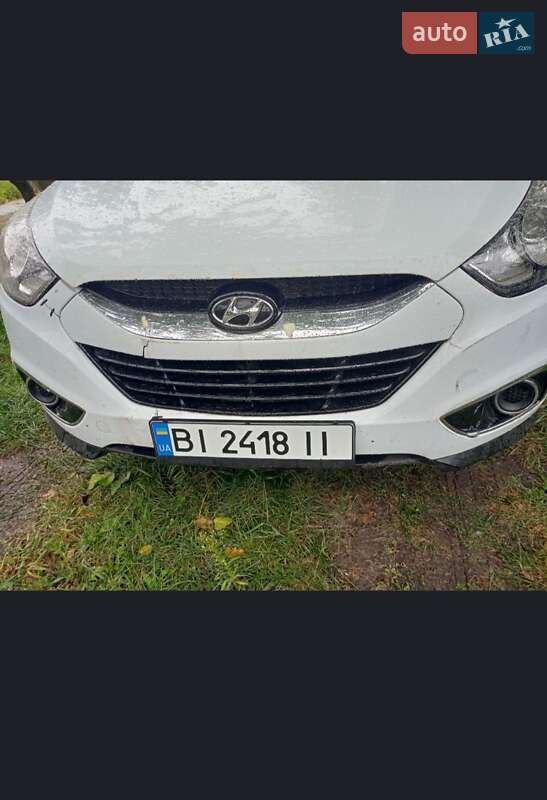 Внедорожник / Кроссовер Hyundai ix35 2010 в Полтаве