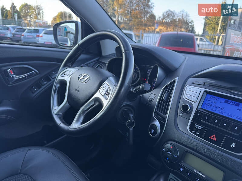 Позашляховик / Кросовер Hyundai ix35 2011 в Рівному