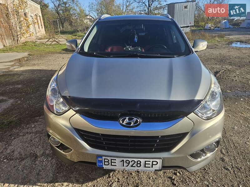 Внедорожник / Кроссовер Hyundai ix35 2010 в Очакове фото 8 Внедорожник / Кроссовер Hyundai ix35 2010 в Очакове