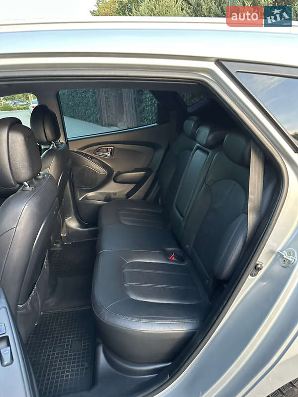 Позашляховик / Кросовер Hyundai ix35 2012 в Одесі