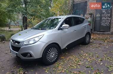 Позашляховик / Кросовер Hyundai ix35 2010 в Запоріжжі
