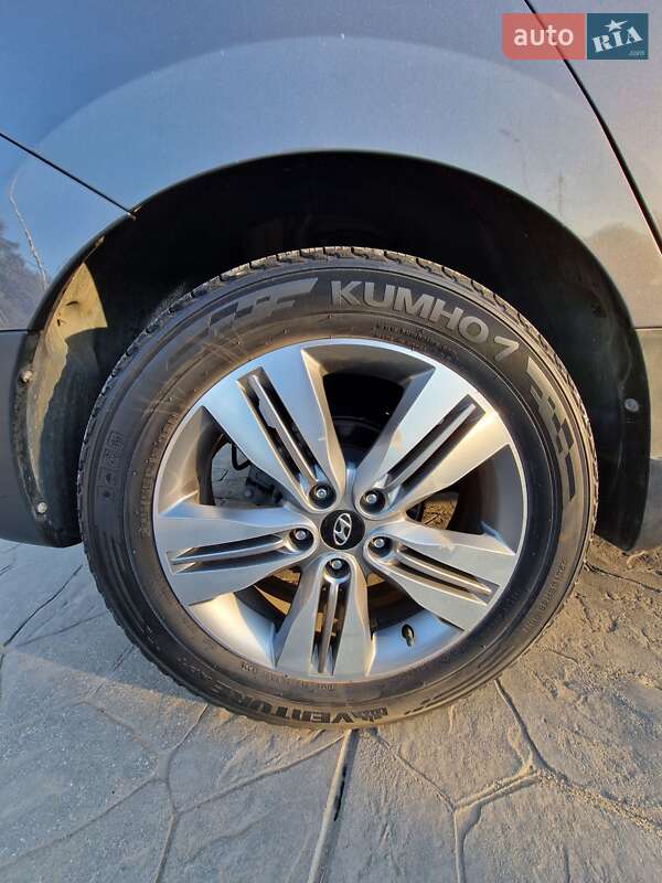 Внедорожник / Кроссовер Hyundai ix35 2014 в Черноморске фото 28 Внедорожник / Кроссовер Hyundai ix35 2014 в Черноморске